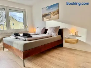 Ferienwohnung "Sorgenfrei" in Coburg ! - im EG mit Privatparkplatz & Balkon - Image 1