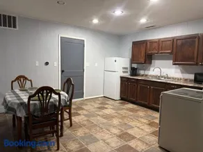 Canton River House - Image 4