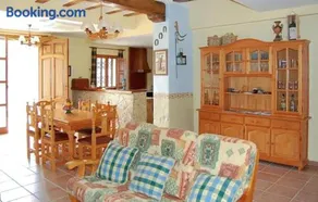 6 Bedroom Stunning Home In Cofrentes - Image 4