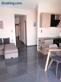 Villa George sunrise - Image 4