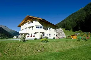 Apart Simone - Image 1