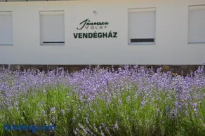 Jánossza-völgy Vendégház - Image 1