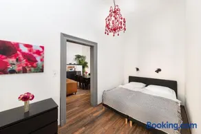 Karma Boutique Apartments - Image 4