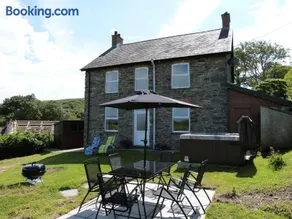 Gwarcwm Uchaf - Image 2