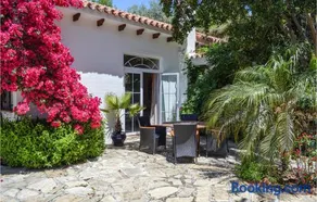 Amazing Home In Algarrobo - Image 5