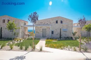 ArtHill eco villas - Image 2