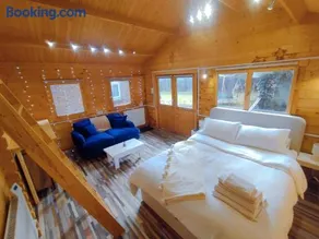 White Cliff Rest - Image 1