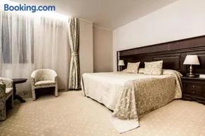Alpin Resort Hotel - Apartamentele 2403-2404- proprietate administrata de gazda privata - Image 5