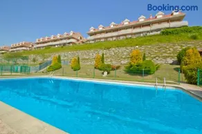 Dúplex ANANDA, vistas impresionantes con parking y piscina comunitaria - Image 2