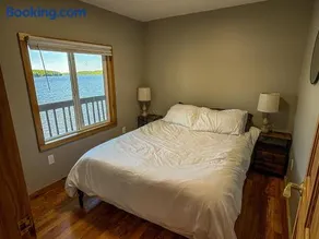 Cliffside Hideaway-Renovations & upgrades coming! - Image 4