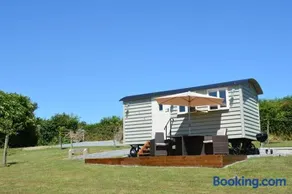 Kerswell Farm Shepherd Huts - Image 1