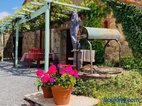 La Blatière French Cottages - Image 3