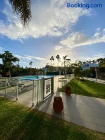 Casa con terraza y piscina en Pasito Blanco, cerca de Maspalomas - Image 1