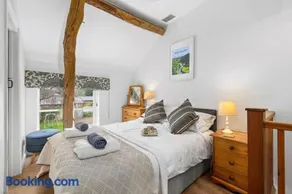 Welsh Cottage - Image 3