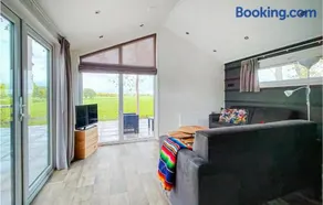 Chalet 82 - Image 2