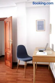 130A - Precioso apartamento en Cimadevilla - Image 1