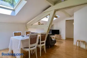 Nid de Ruben, Villa Hostal Naou Hossegor Wifi Netflix Sauna - Image 3