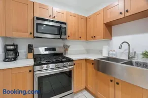 Casita Full Kitchen-AC-Ping Pong - Image 4