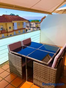 Apartamento con piscina y terraza al lado de la playa - Image 2