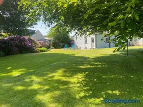 Houghton Park Holiday Cottage - Image 2