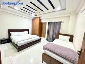 3Bedrooms Hall & Kitchen Entire Flat Main ISB - Image 5