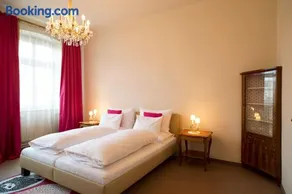 Fink Low Budget Rooms - Image 1