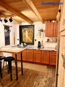 Chalet de la Folie - Image 1
