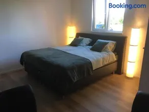 Luxury Lodge Veere - Image 3