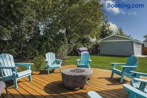 Harbor Clubhouse 3Bed 3.5Bath Modern Waterfront with Fireplace - Image 2
