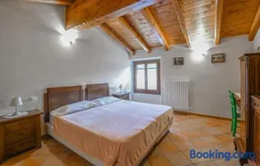 Lovely Apartment In Loiano With Wifi - Image 2