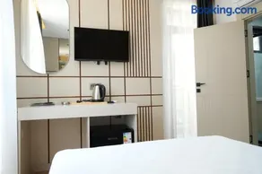 Nergiz Boutique Hotel - Image 1