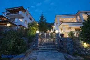 Niki Apartments - Image 2
