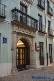 PALACIO REAL HOSTEL - Image 2