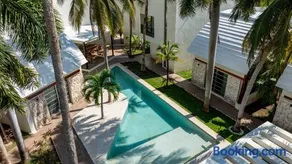 Casa Medusa- Sunny Escape Steps From The Sea - Image 1