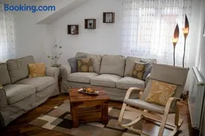Apartmani Godinić - Image 2
