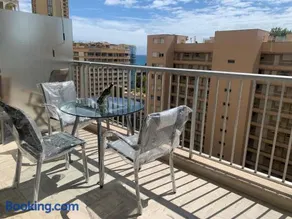 Studio with Private Parking - Image 1