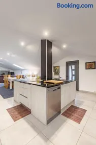Crestuma Bright Apartment, by Hopstays - Image 3