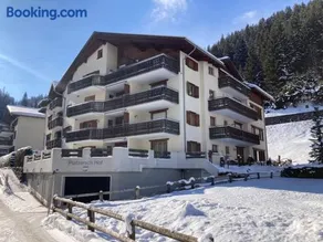 Stunning Luxury apartment in Central Klosters - Image 3