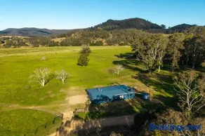 Honeybreeze - Scenic riverfront country farm - Image 2