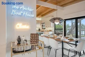 The Ancker Boat House - Waterfront on the Bayou - Image 4