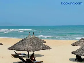 Diamond Beach Villa Da Nang - Image 5