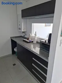 Hermoso departamento cerca del parque y centro - Image 2