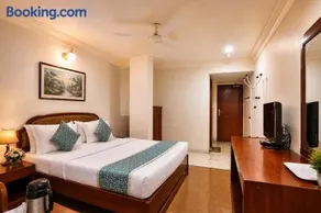 Hotel Yadgar - Near Railway Station - Image 4