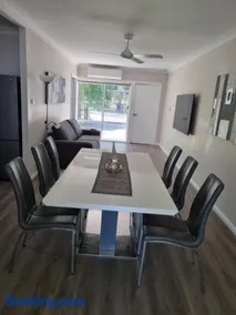 Riverside Farm Stay - Image 3