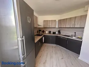 bookandstay24 com Dietzenbach 2 Zimmerwohnung mit Balkon, Küche und Parkplatz - Image 2