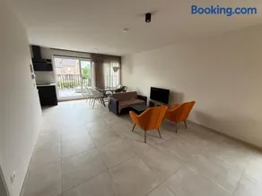 4p 2b Casa Riemst: Business Stay - Image 1