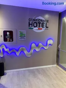 Confidence Hotel Europa - Image 1