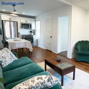 Stylish Apt Walk to Shops, Dining, and Bucknell - Image 4