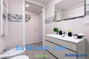 Milan loft 3BR 3BA and fast Wi-Fi 15 minutes to Duomo - Image 5