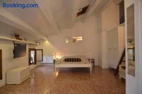 La Spiga apartment near Venice - Image 1